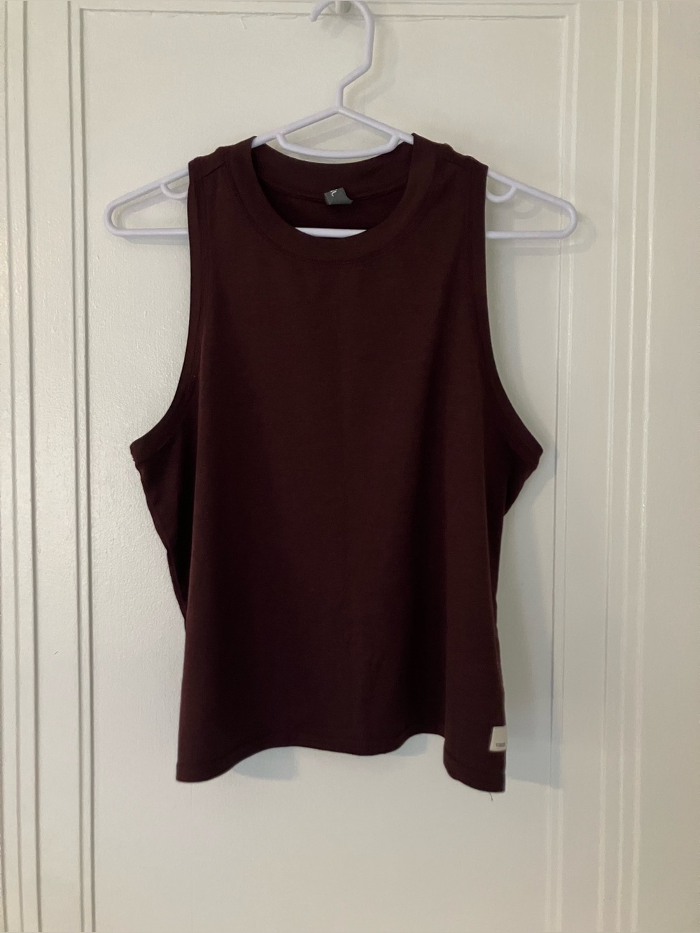 Vuori Energy Tank Burgundy Size XS